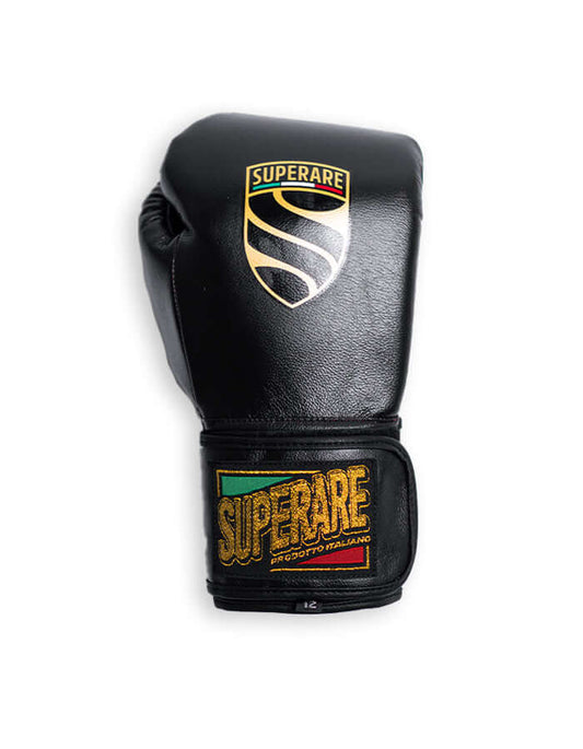 Superare S40 boxing glove in shiny black leather, featuring the Superare logo, premium quality for professional fighters.