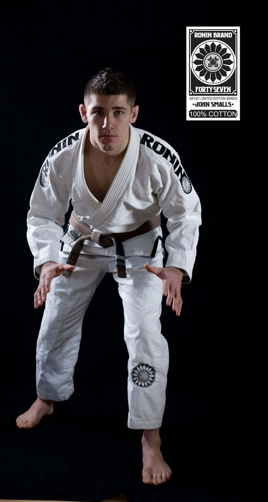 Roninbrand 47 BJJ Gi in white, designed for comfort and performance in Brazilian Jiu Jitsu, ideal for serious fighters.