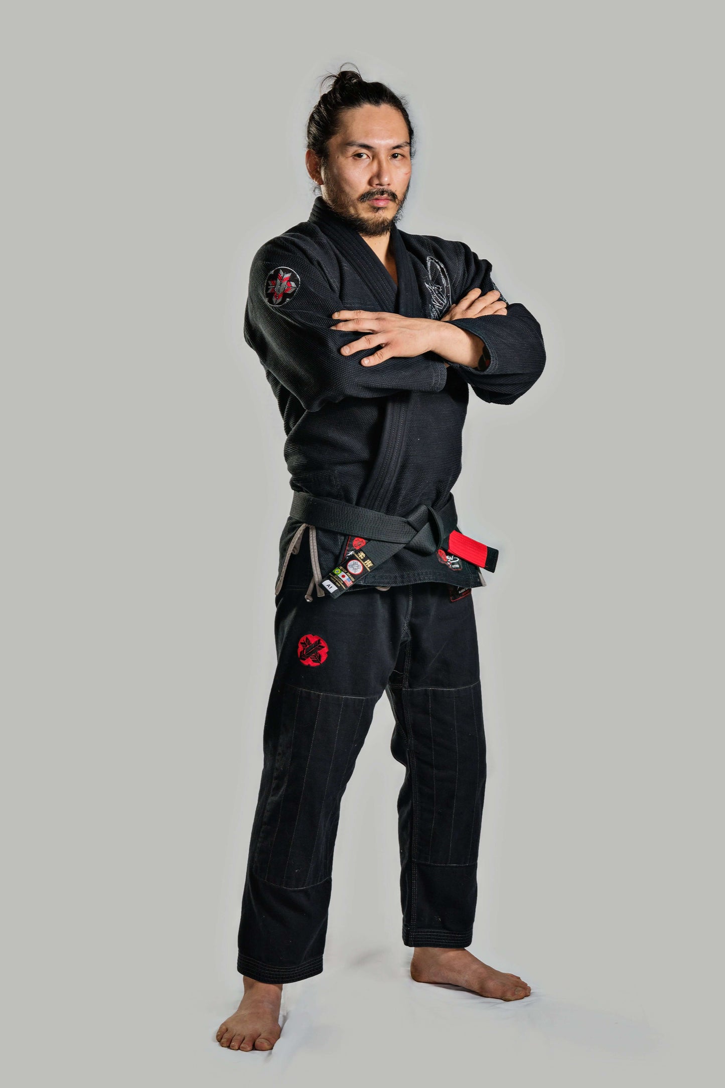 Roninbrand Samurai Ghost BJJ Gi in black, ideal for professional fighters seeking comfort and performance.