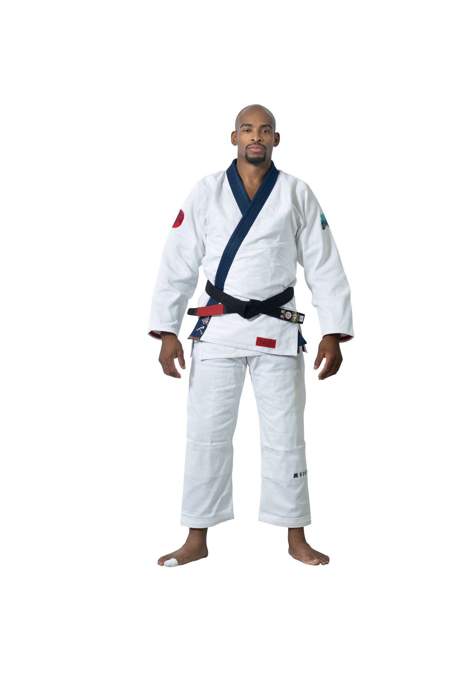 Roninbrand Shinsei Yūgure BJJ Gi in white, perfect for grappling and combat, designed for comfort and performance.