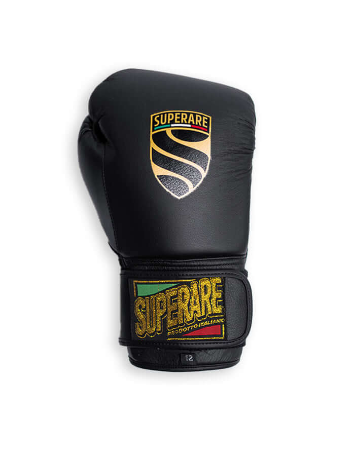 Superare S50 Matte Black boxing glove, handmade in Italy, designed for precision and discipline, featuring full grain Italian leather.