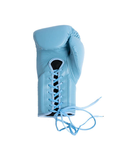 Superare S40 boxing gloves in serene cielo sky blue, made from premium Italian leather for elite performance.
