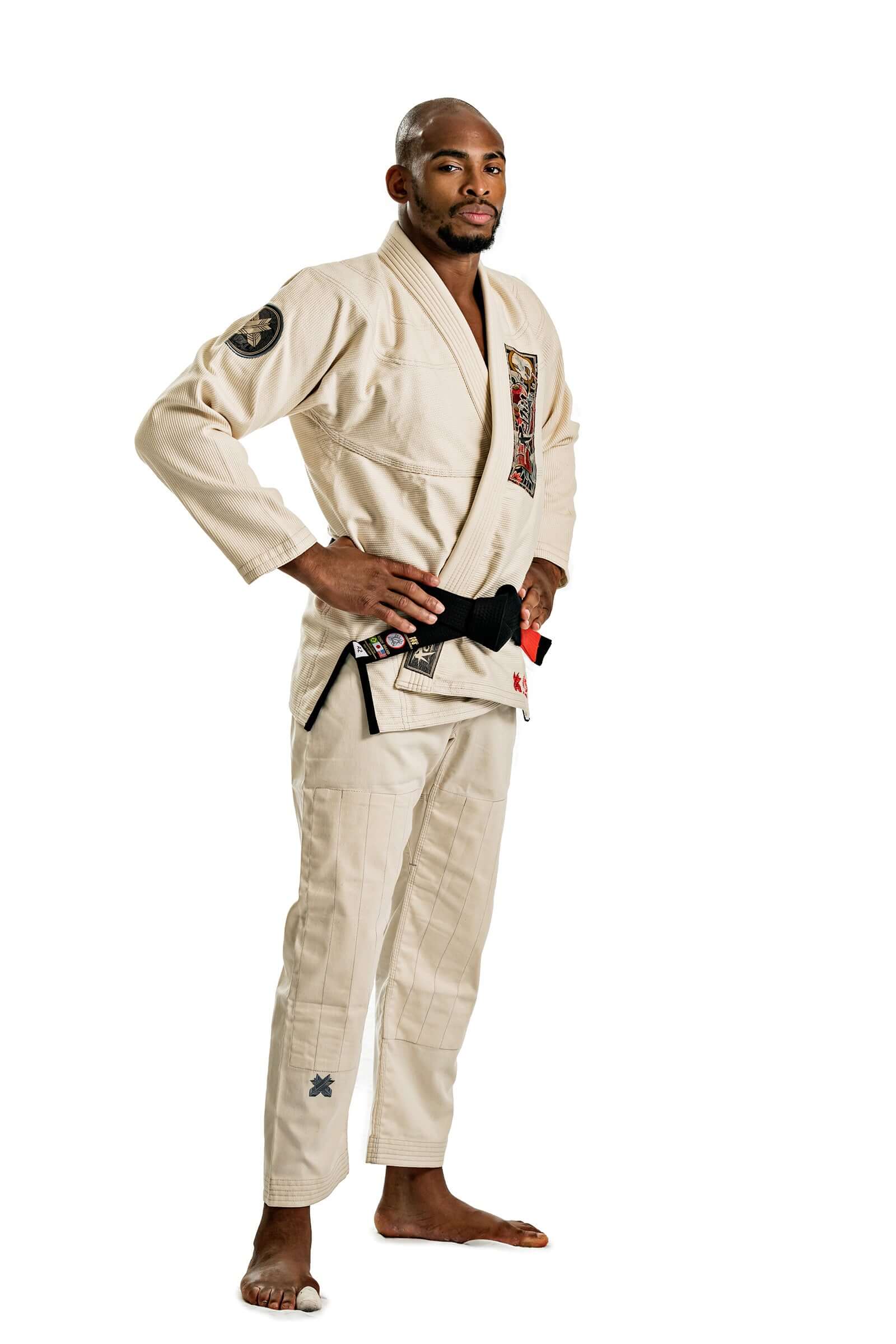 Roninbrand Oni Bushi BJJ Gi in unbleached color, ideal for Brazilian Jiu Jitsu training and competition.