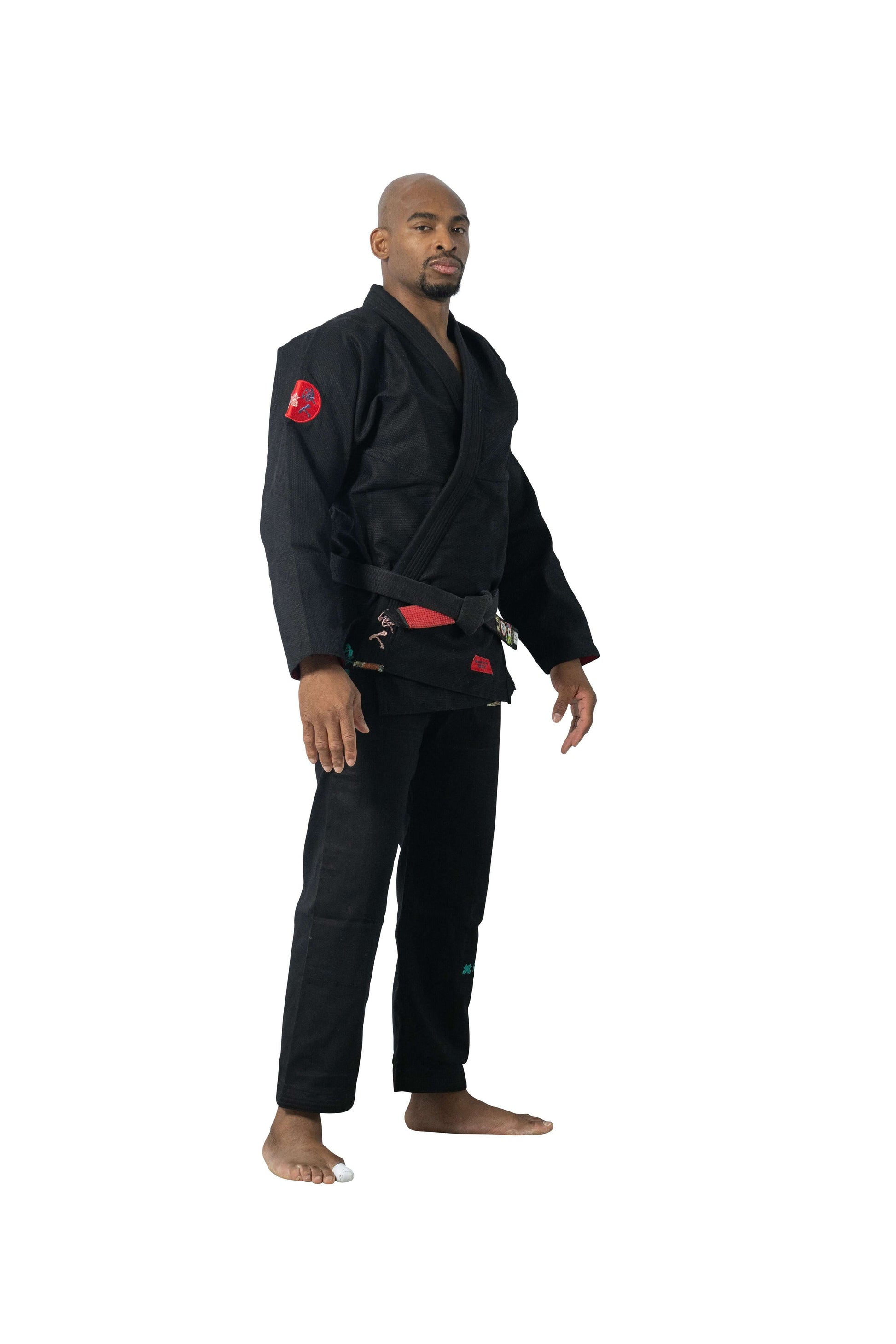 Roninbrand Shinsei Yugure Black BJJ Gi on fighter, designed for optimal comfort and performance in Brazilian Jiu Jitsu.