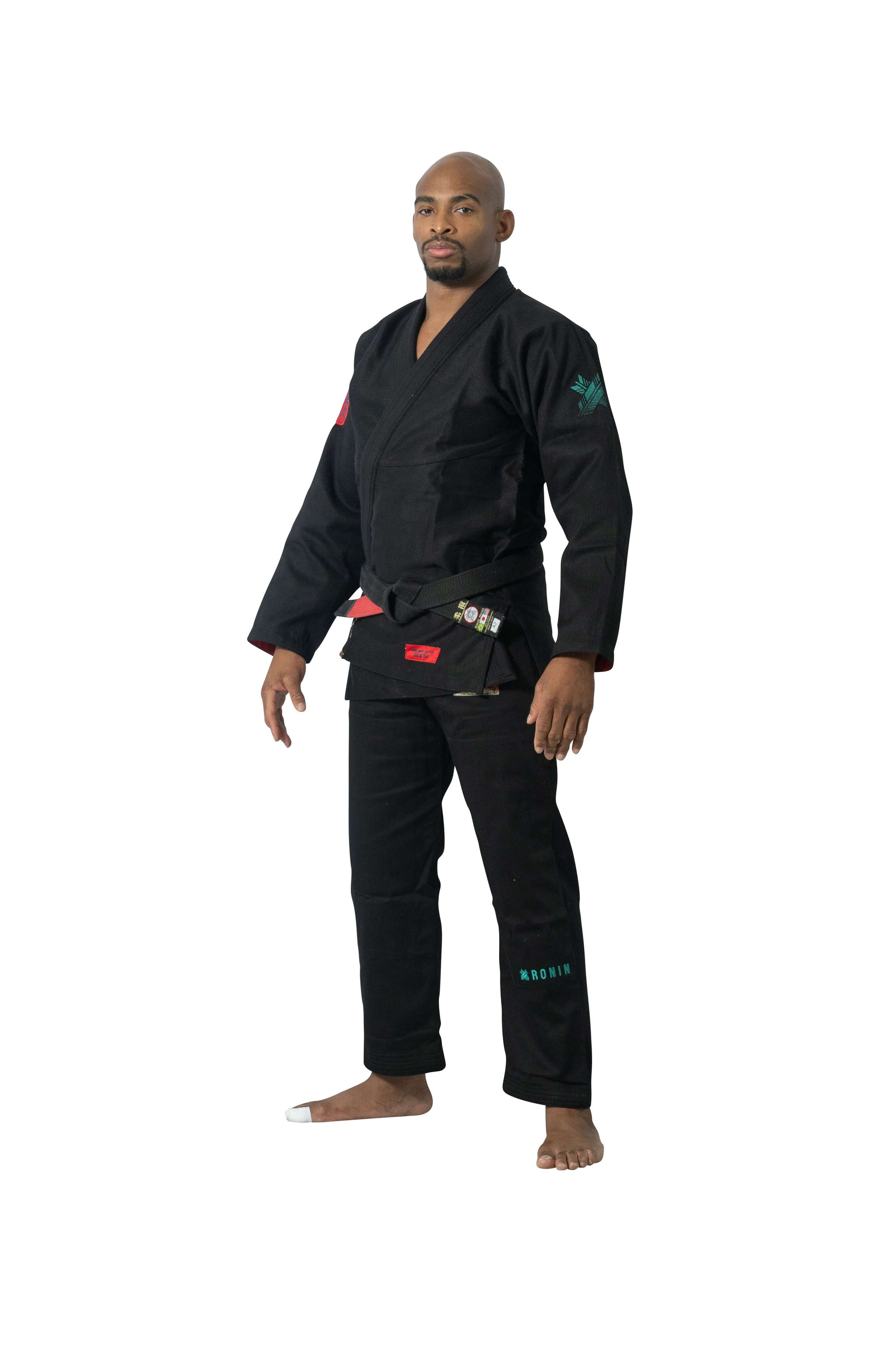 Roninbrand Shinsei Yūgure Black BJJ Gi worn by a martial artist, designed for comfort and grappling excellence.