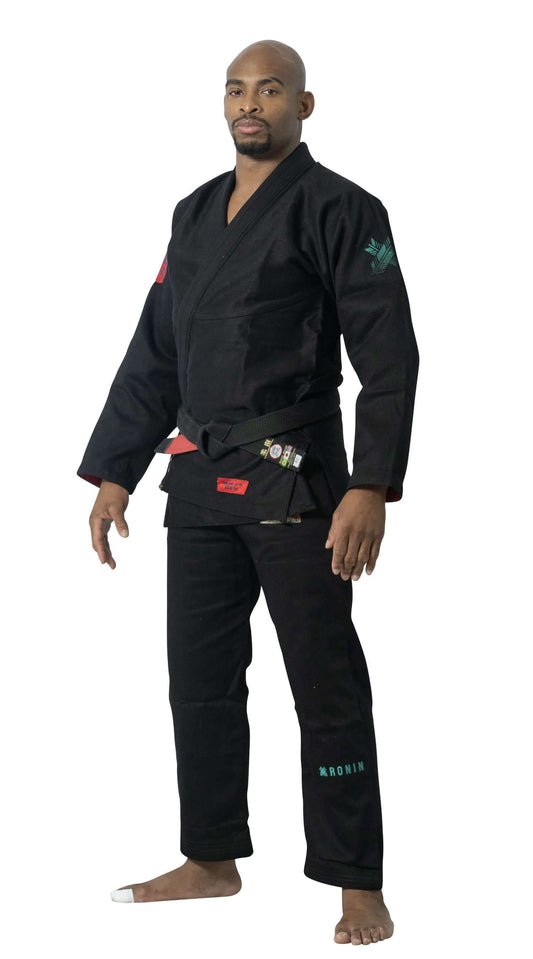 Roninbrand Shinsei Yūgure BJJ Gi in black, designed for comfort and optimal performance in Brazilian Jiu Jitsu.