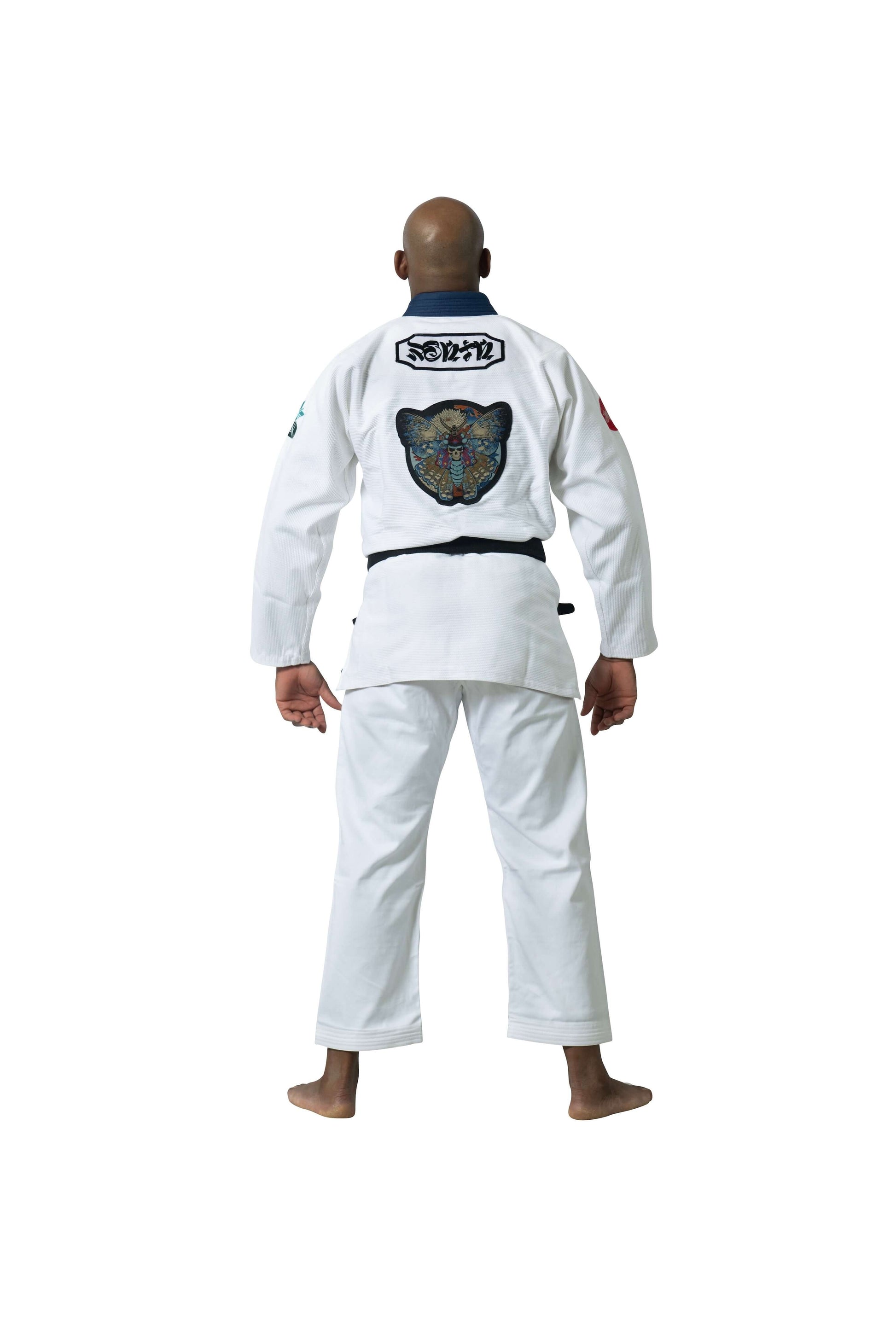Roninbrand Shinsei Yūgure BJJ Gi in white, back view showcasing Death’s Head Hawk Moth design for Brazilian Jiu Jitsu.